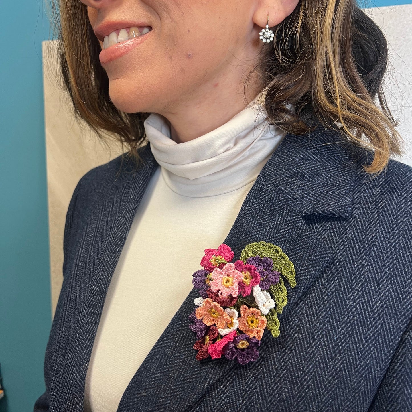 Çok Çiçekli Oya Broş