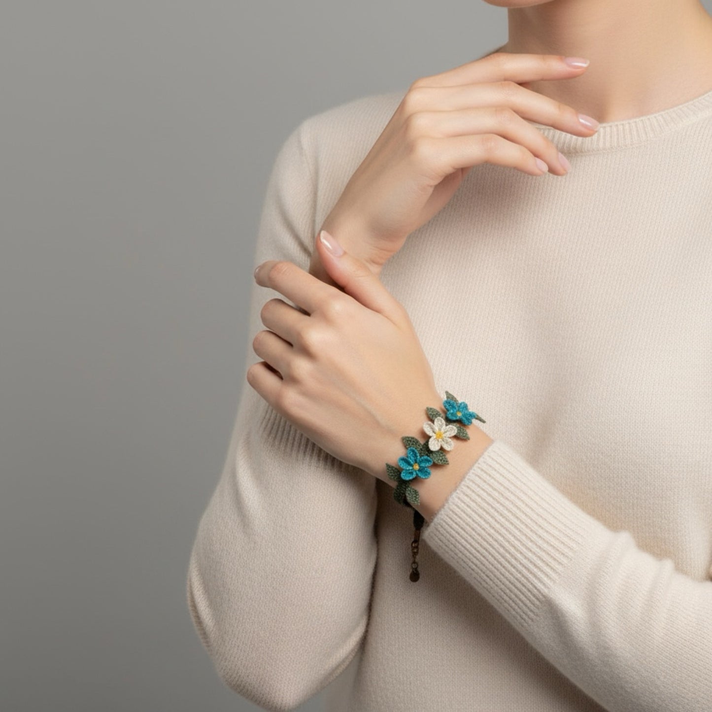 Üç Çiçek Bileklik