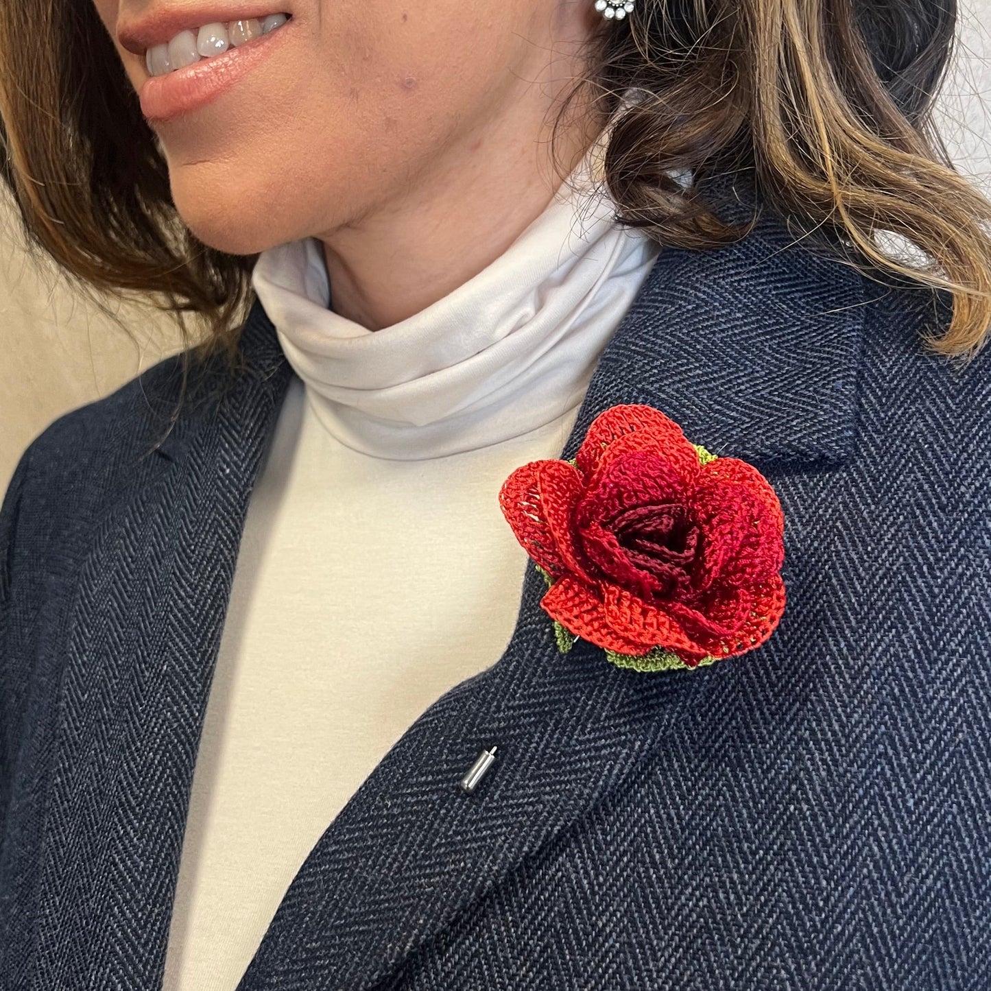 Kırmızı Gül Broş