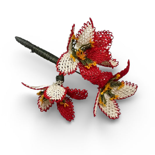 Kırmızı Çiçek Broş